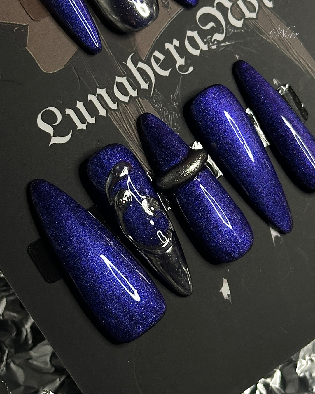 Mitternachtsblüte♡